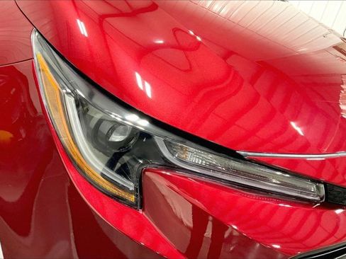 Certified 2024 Toyota Corolla LE image 29