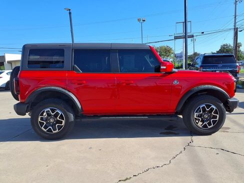 Used 2023 Ford Bronco Outer Banks AWD/4WD image 9