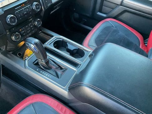 Used 2016 Ford F150 Lariat image 14