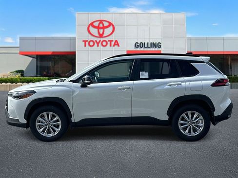 New 2026 Toyota Corolla Cross LE AWD/4WD image 5