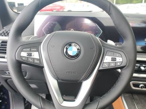 New 2026 BMW X5 xDrive40i w/ Climate Comfort Package image 15
