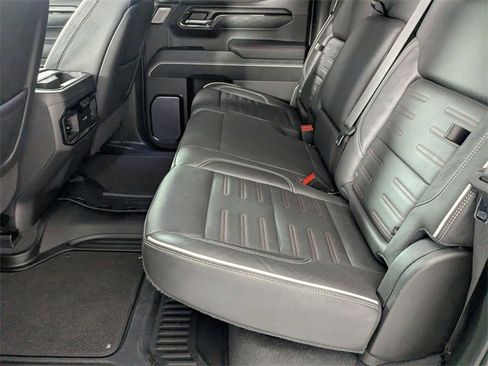 Used 2023 GMC Sierra 1500 AT4X image 28