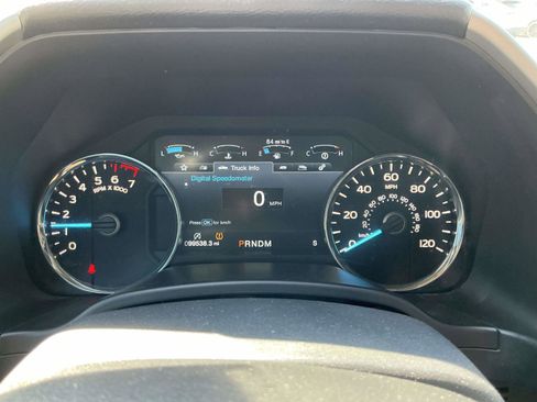 Used 2018 Ford F150 Lariat image 15