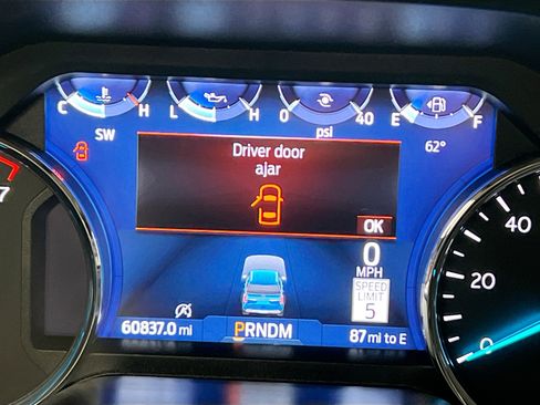 Used 2024 Ford Expedition Max Limited image 23