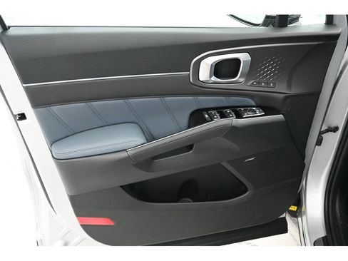 New 2025 Kia Sorento SX Prestige image 15