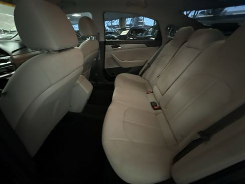 Used 2018 Hyundai Sonata SE image 24