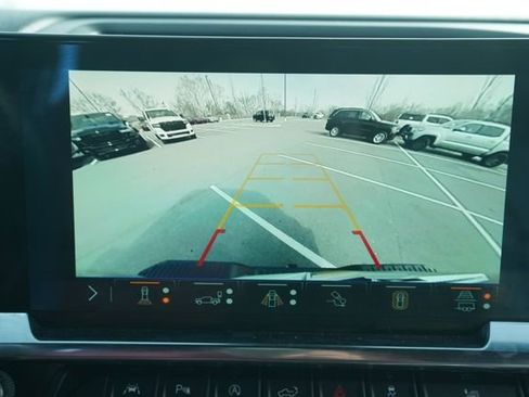 Used 2024 Chevrolet Silverado 1500 High Country image 29