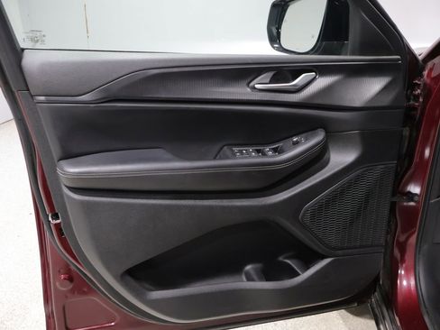 Certified 2023 Jeep Grand Cherokee Altitude image 14