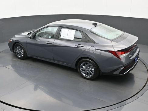 Certified 2024 Hyundai Elantra SEL FWD image 36