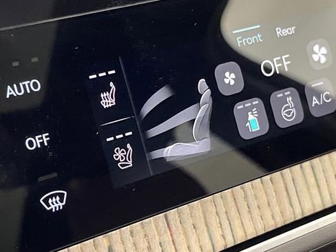 Used 2025 Genesis GV80 3.5T Prestige image 8