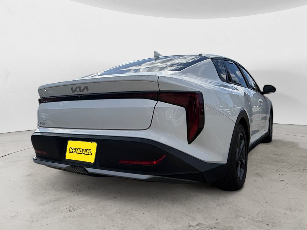 Used 2025 Kia K4 FWD image 5