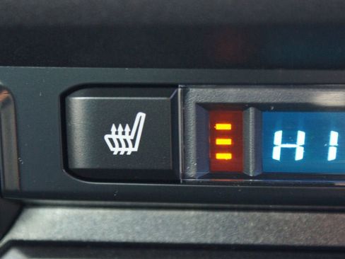 Used 2020 Toyota Tacoma TRD Off-Road w/ TRD Premium Off Road Package image 9