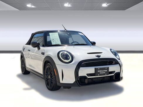 Used 2024 MINI Cooper S w/ Signature Upholstery Package FWD image 7