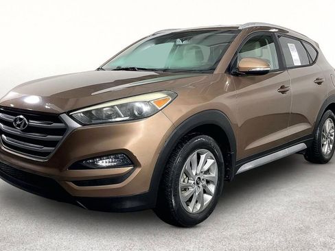 Used 2017 Hyundai Tucson SE Plus FWD image 14