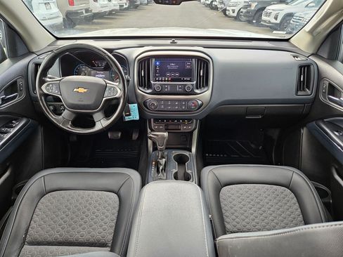 Used 2020 Chevrolet Colorado Z71 AWD/4WD image 28