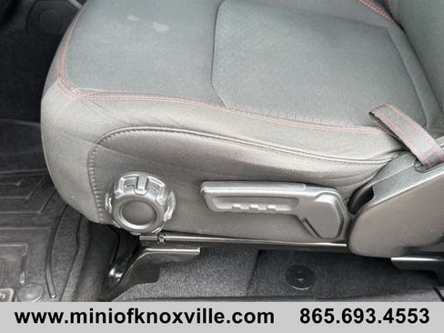 Used 2022 Jeep Wrangler Unlimited Rubicon AWD/4WD image 16