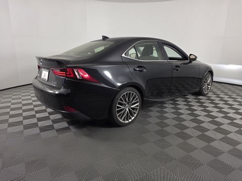 Used 2015 Lexus IS 250 w/ Navigation System Package image 4