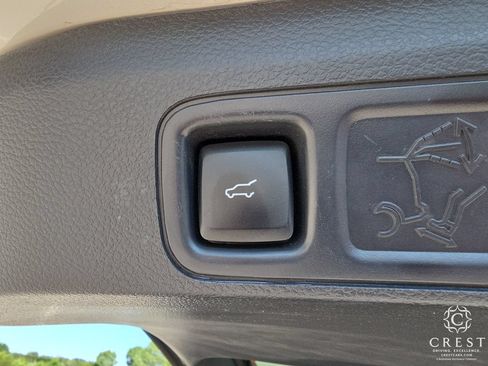 Used 2023 Lincoln Navigator Reserve AWD/4WD image 27