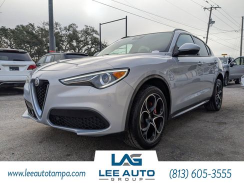 Used 2022 Alfa Romeo Stelvio Ti image 7