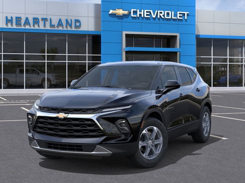 New 2026 Chevrolet Blazer LT image 7