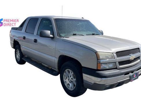 Used 2004 Chevrolet Avalanche Z71 w/ Preferred Equipment Group AWD/4WD image 8