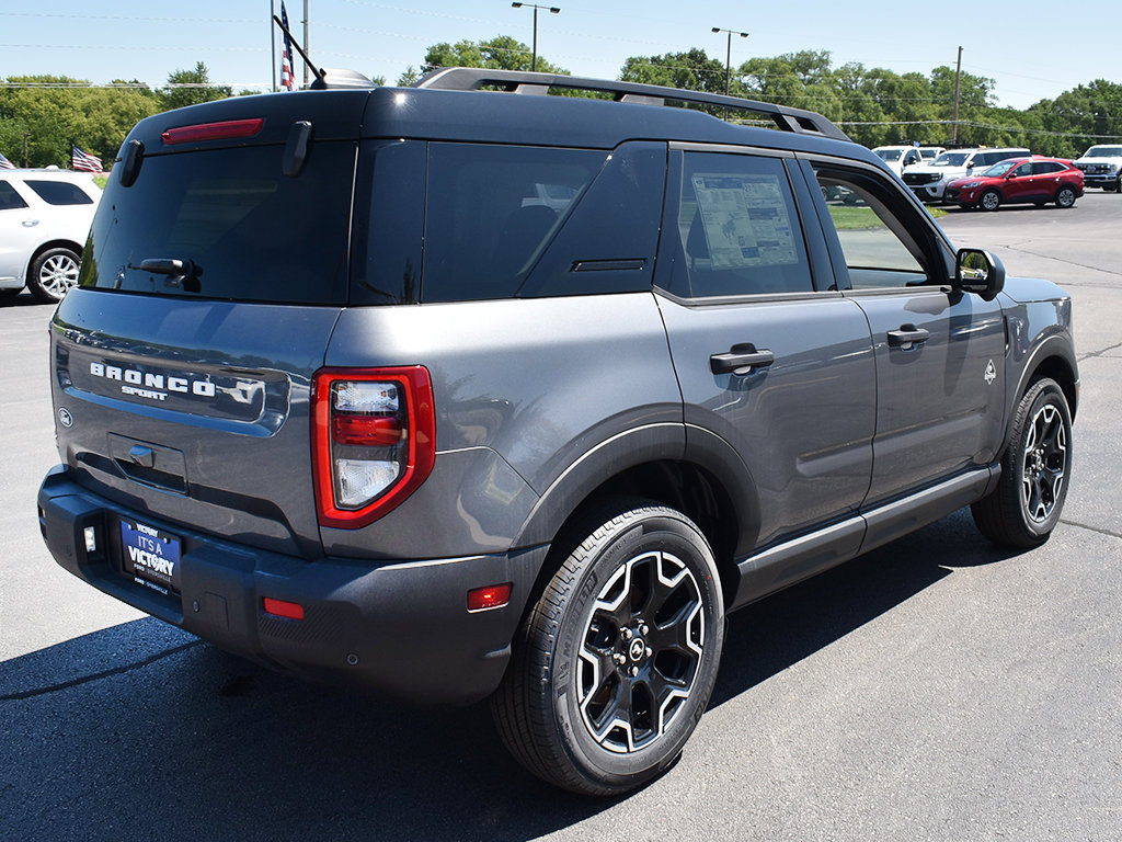 New 2026 Ford Bronco Sport Outer Banks w/ Outer Banks Tech Package+ AWD/4WD image 13