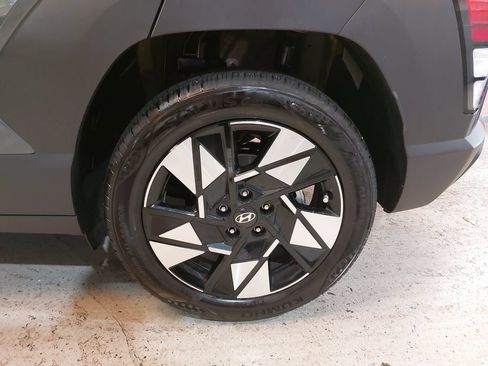Certified 2025 Hyundai Kona SEL FWD image 35