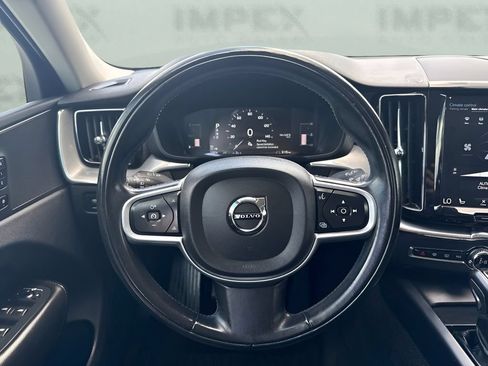 Used 2019 Volvo XC60 T6 Momentum w/ Premium Package AWD/4WD image 15