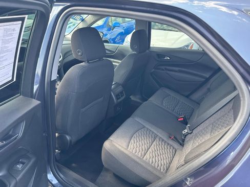 Used 2019 Chevrolet Equinox LT FWD image 12