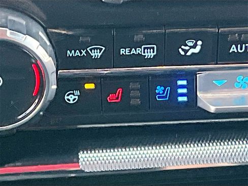 Used 2023 Ford F150 Lariat w/ Equipment Group 502A High image 21