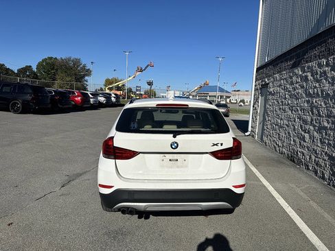 Used 2013 BMW X1 xDrive28i image 4
