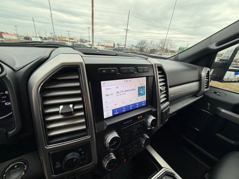 Used 2020 Ford F250 Platinum image 12