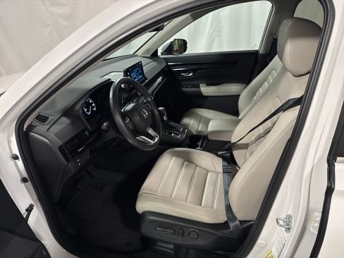 Used 2024 Honda CR-V EX-L image 3