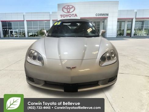 Used 2005 Chevrolet Corvette Convertible w/ Preferred Equipment Group image 17