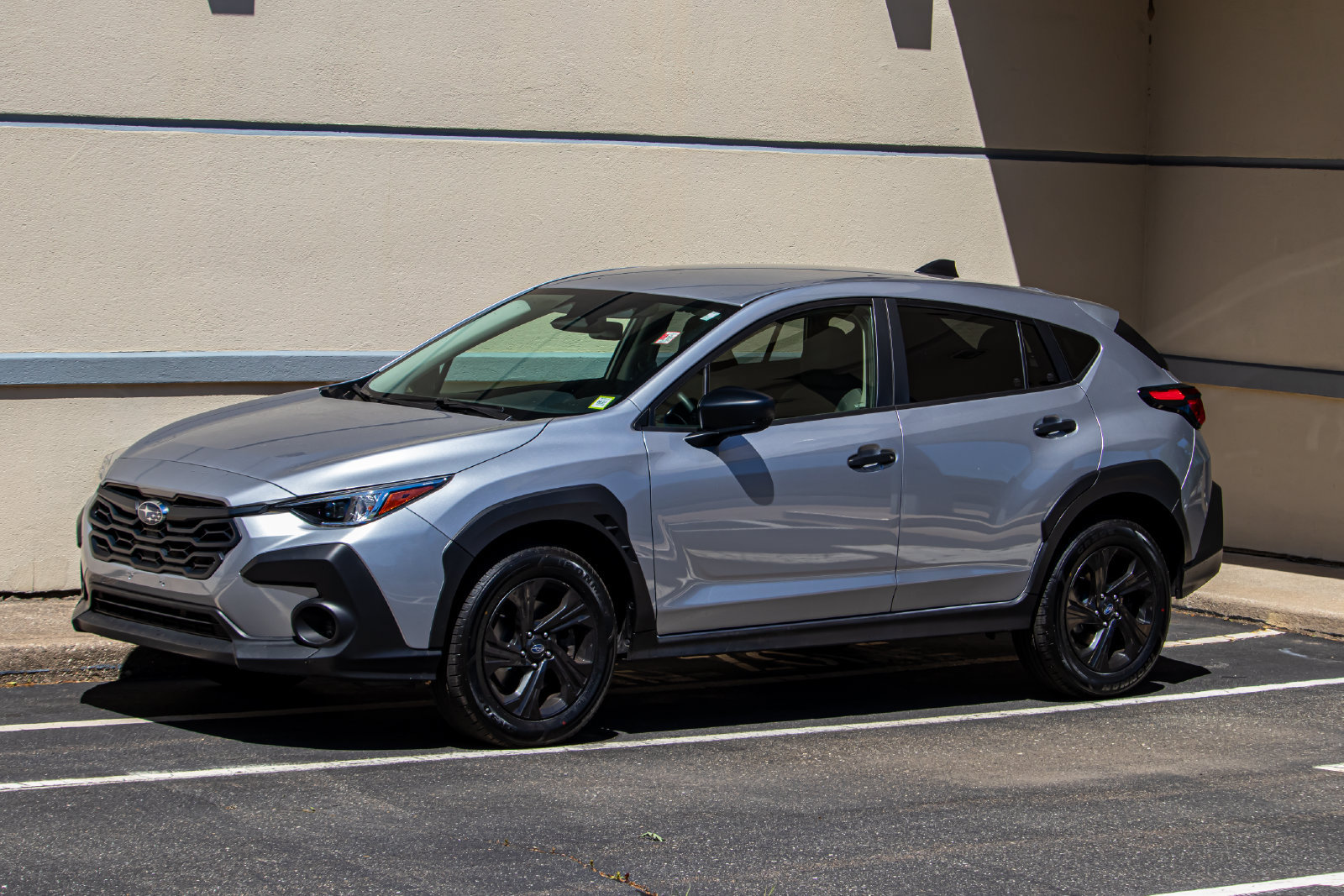 Used 2024 Subaru Crosstrek 2.0i AWD/4WD image 3