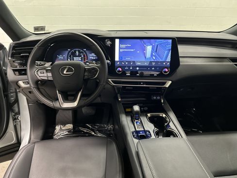 Certified 2025 Lexus RX 350 Premium image 29
