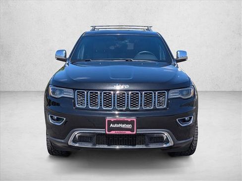 Used 2017 Jeep Grand Cherokee Limited w/ Luxury Group II image 2