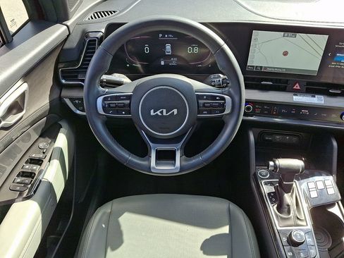 Used 2023 Kia Sportage X-Line w/ X-Line Premium Package AWD/4WD image 2