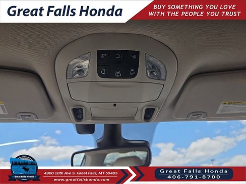 Used 2021 Chrysler Pacifica Limited w/ Premium & Safety Sphere Group AWD/4WD image 20