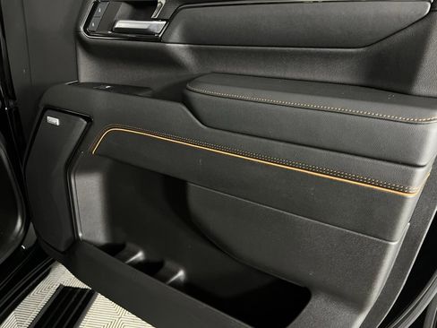 Used 2024 GMC Sierra 2500 AT4 w/ AT4 Premium Plus Package image 33