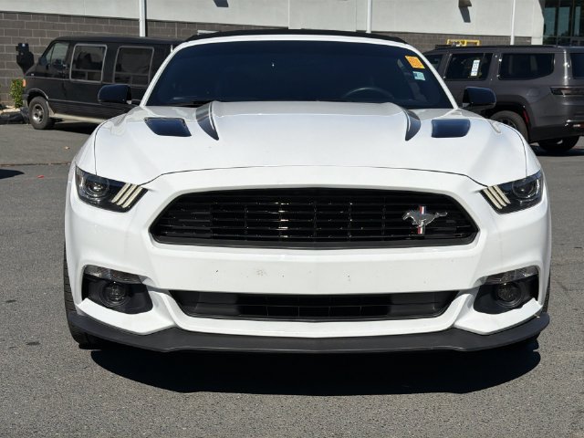 Used 2017 Ford Mustang GT Premium w/ Equipment Group 401A RWD image 7