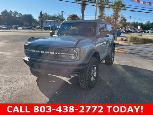 Used 2022 Ford Bronco Badlands image 34