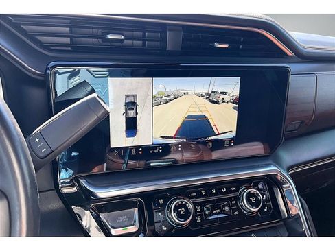 Used 2024 GMC Sierra 3500 Denali Ultimate AWD/4WD image 15