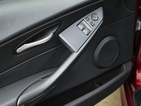 Used 2006 BMW M6 Coupe RWD image 93