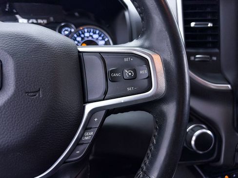Used 2019 RAM 1500 Big Horn RWD image 25