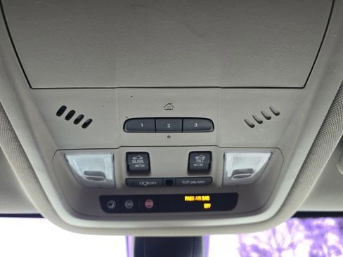 Used 2019 GMC Acadia Denali w/ Technology Package image 44