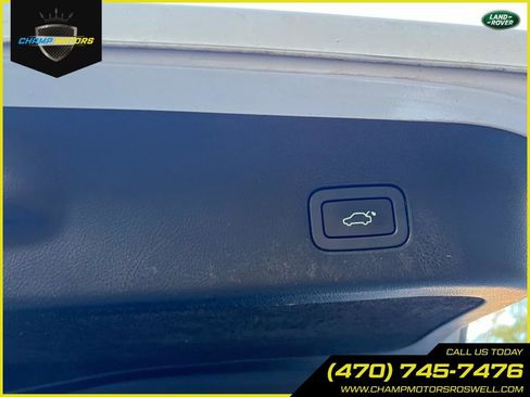 Used 2013 Land Rover Range Rover Sport HSE LUX w/ Luxury Interior Pkg image 11