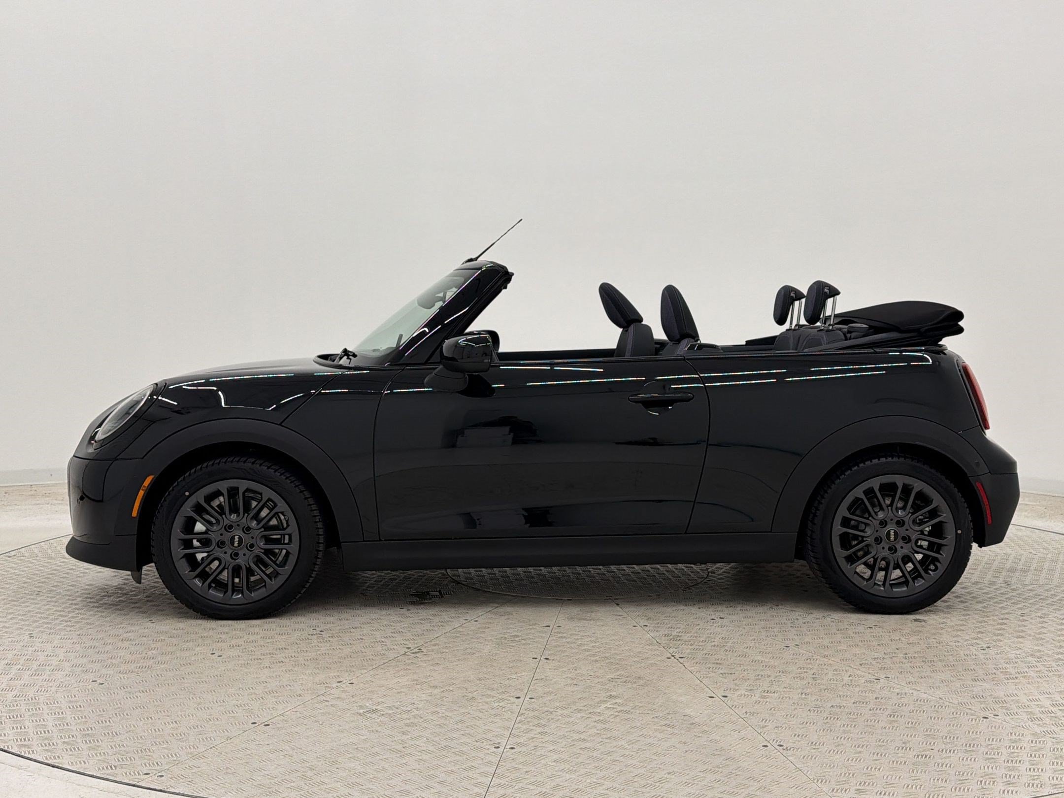 New 2026 MINI Cooper S FWD image 2