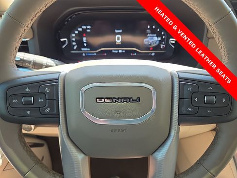 Used 2024 GMC Yukon Denali AWD/4WD image 24