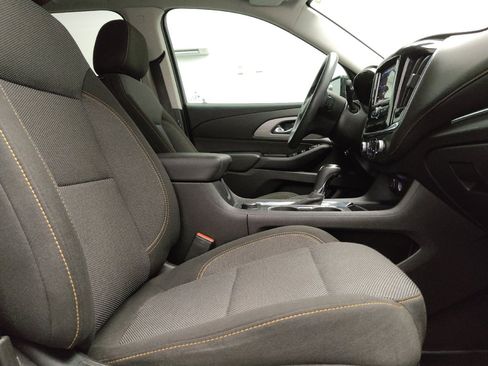 Used 2020 Chevrolet Traverse LS FWD image 21